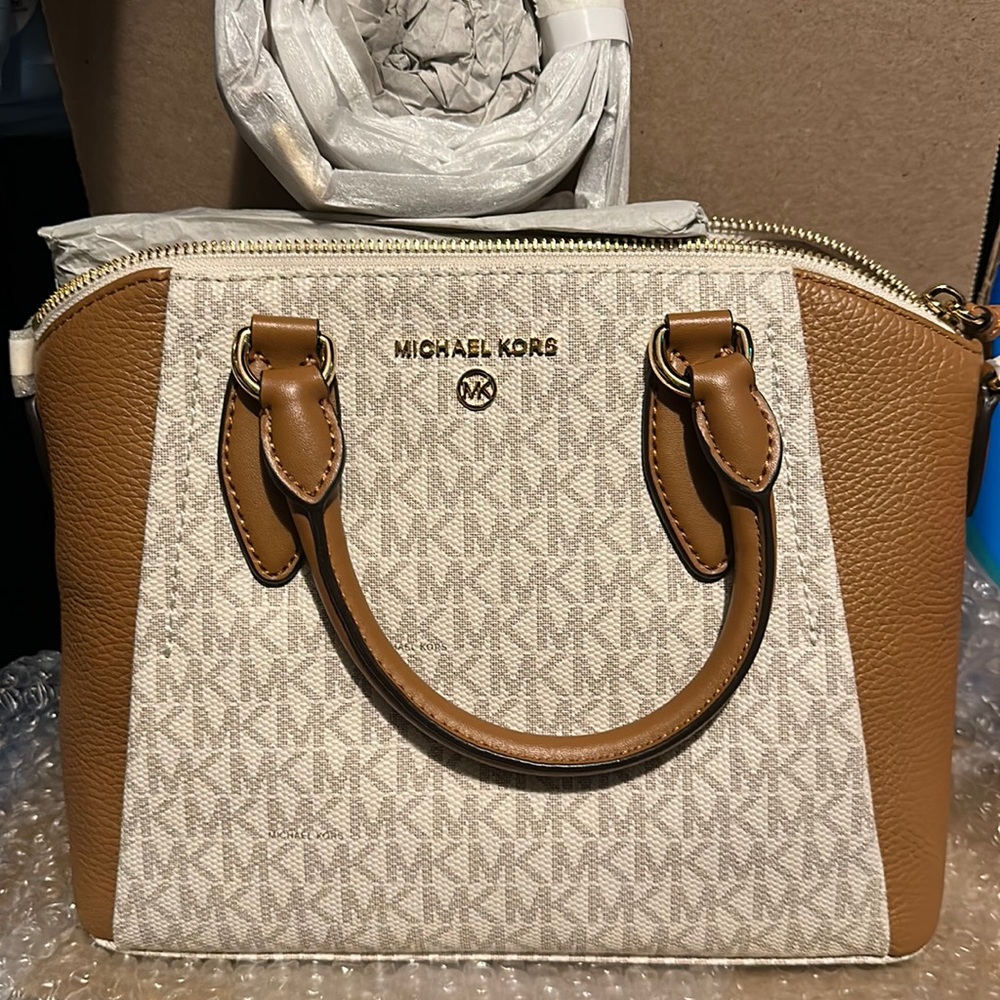Mk soulder bag